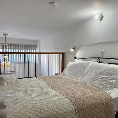 Polikseni Orfanidou * Rhodes City