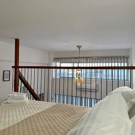 Polikseni Orfanidou アパート *