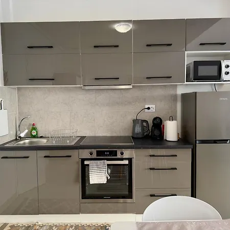 Polikseni Orfanidou Rhodes City