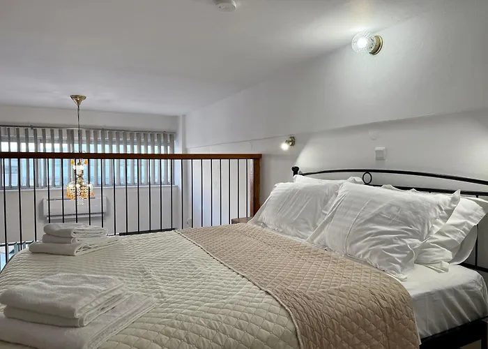 Polikseni Orfanidou * Rhodes City