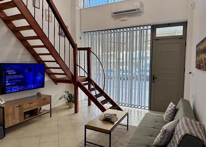 Polikseni Orfanidou *