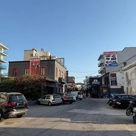 Polikseni Orfanidou Apartamento